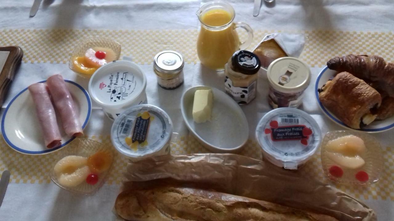 Chambres D'Hotes Elvire Et Laurent Barbey Sainte-Marie-du-Mont  Eksteriør bilde
