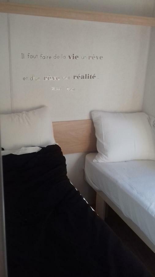 Chambres D'Hotes Elvire Et Laurent Barbey Sainte-Marie-du-Mont  Eksteriør bilde